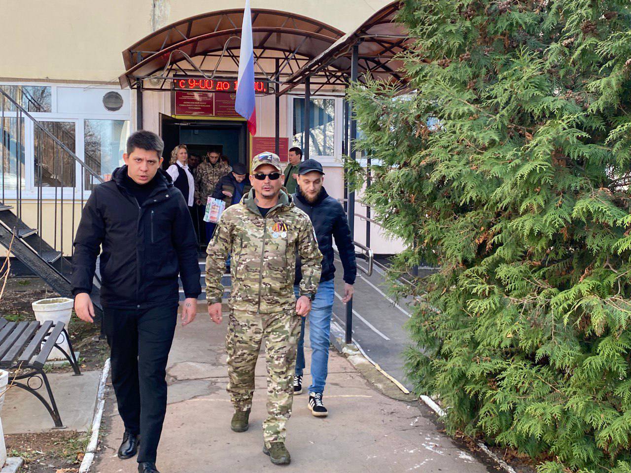 В комплексном центре соцобслуживания в Северном округе г. Оренбурга прошла акция «День открытых дверей в отделениях дневного пребывания» для ветеранов СВО и членов их семей