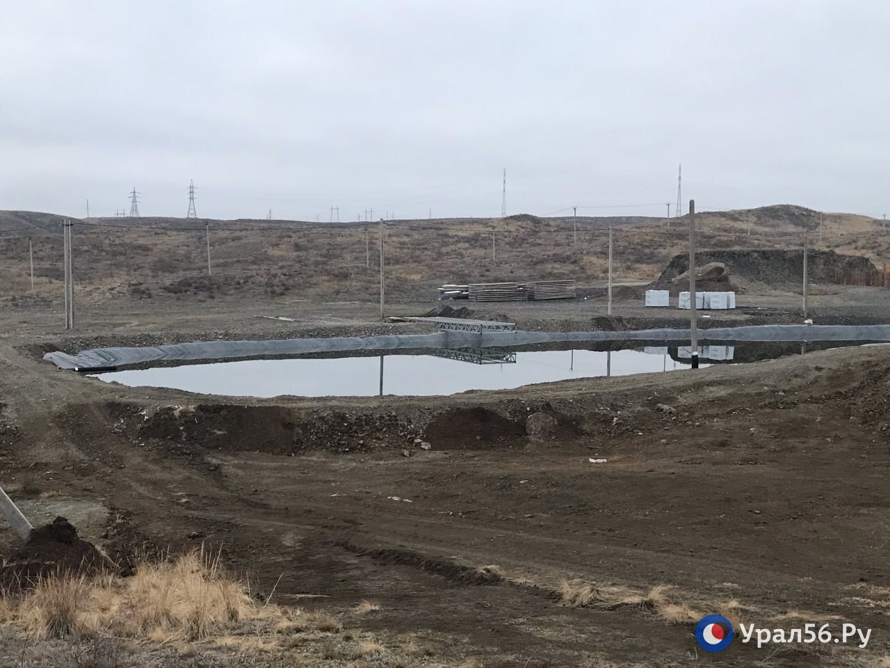 Ребенок чуть не утонул в искусственном пруду в поселке Мостострой Орска