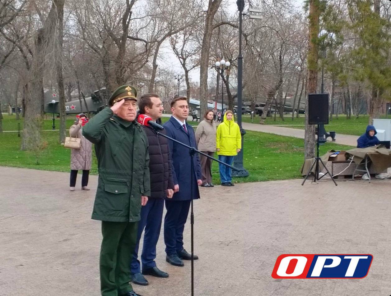 В Оренбурге стартовал «Марш Знамени Победы» В Оренбурге стартовал «Марш Знамени Победы»