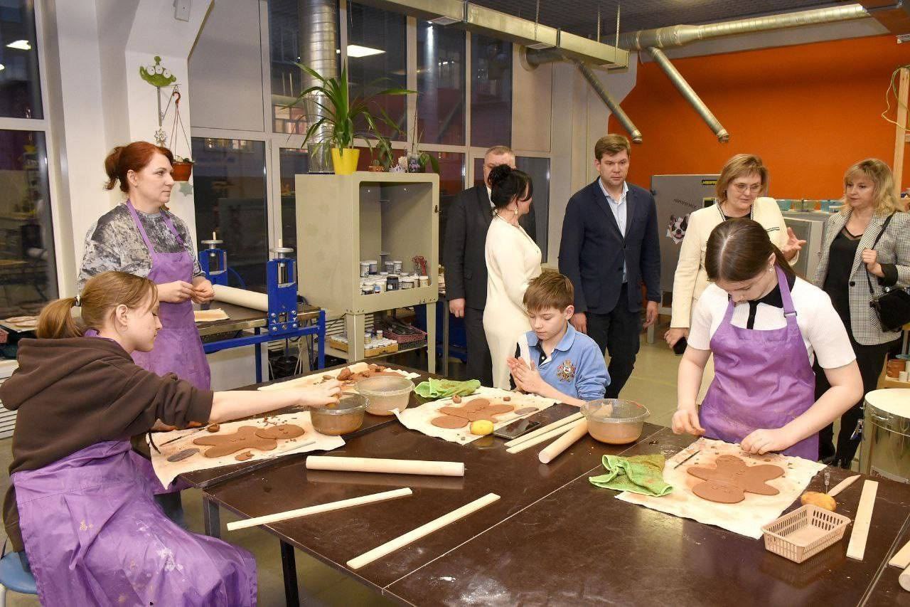 Альберт Юмадилов встретился со студентами и педагогами гуманитарно-технического техникума Оренбурга Альберт Юмадилов встретился со студентами и педагогами гуманитарно-технического техникума Оренбурга