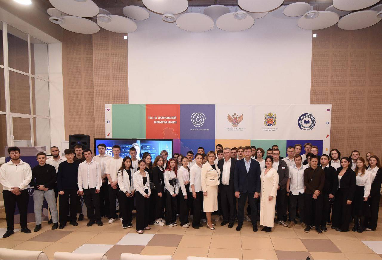 Альберт Юмадилов: Познакомился со студентами и педагогами Оренбургского гуманитарно-технического техникума Альберт Юмадилов: Познакомился со студентами и педагогами Оренбургского гуманитарно-технического техникума