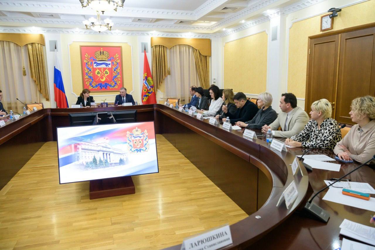 В Оренбуржье обсудили реализацию общественного проекта «Ментальное здоровье» В Оренбуржье обсудили реализацию общественного проекта «Ментальное здоровье»