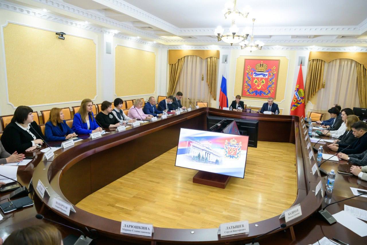 В Оренбуржье обсудили реализацию общественного проекта «Ментальное здоровье» В Оренбуржье обсудили реализацию общественного проекта «Ментальное здоровье»