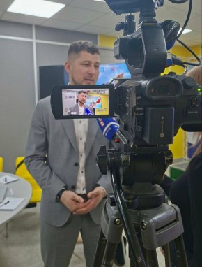 Юрий Мироненко поздравил оренбургских телевизионщиков