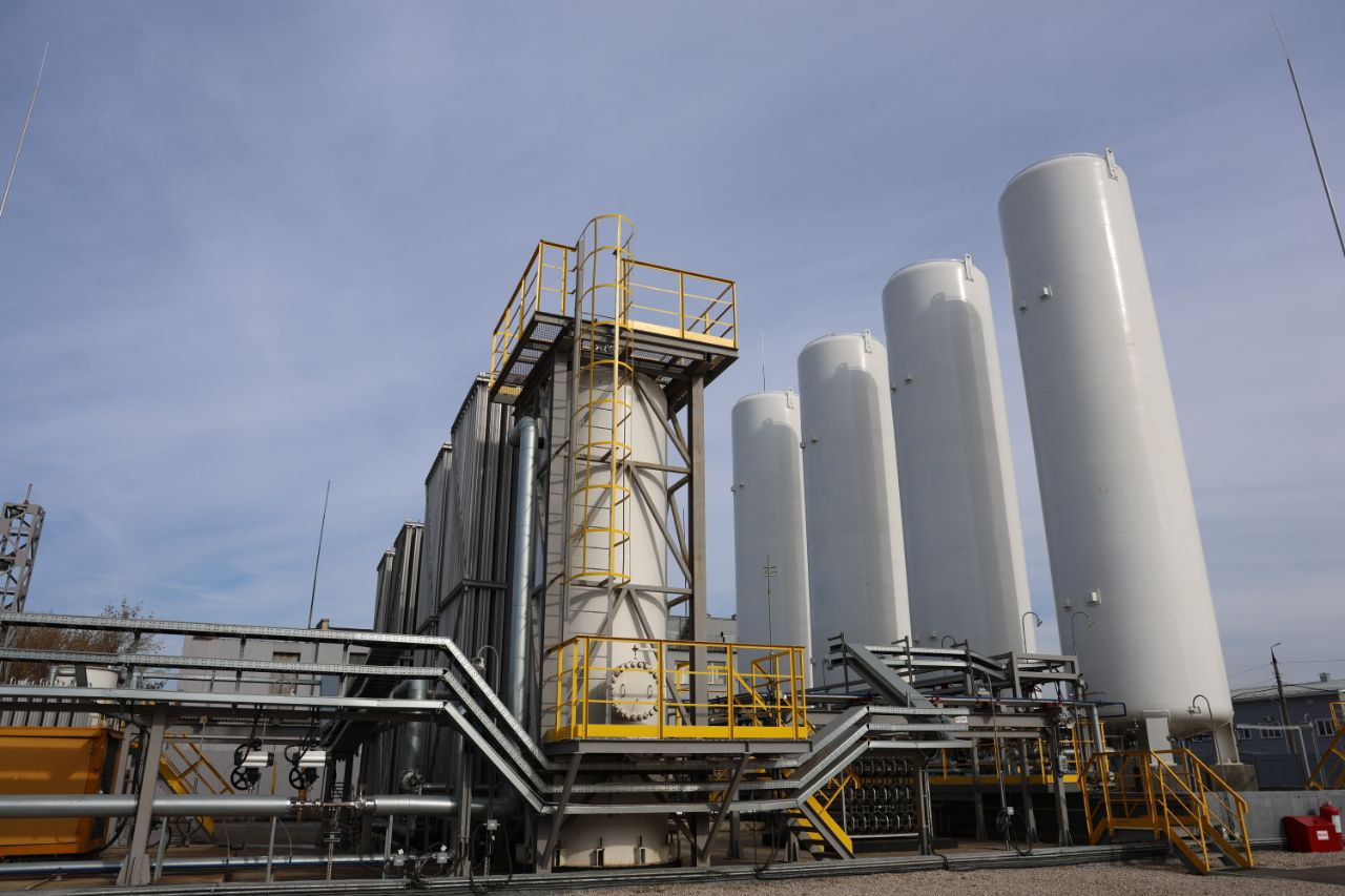 Импортные аналоги заменит продукция первого в России завода по производству высокомолекулярных полимеров Импортные аналоги заменит продукция первого в России завода по производству высокомолекулярных полимеров