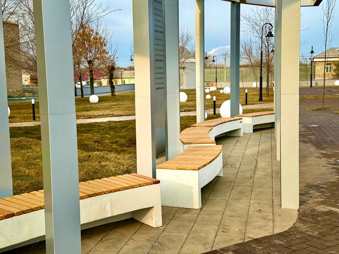 В Орске закончили ремонт сквера Пушкина В Орске закончили ремонт сквера Пушкина