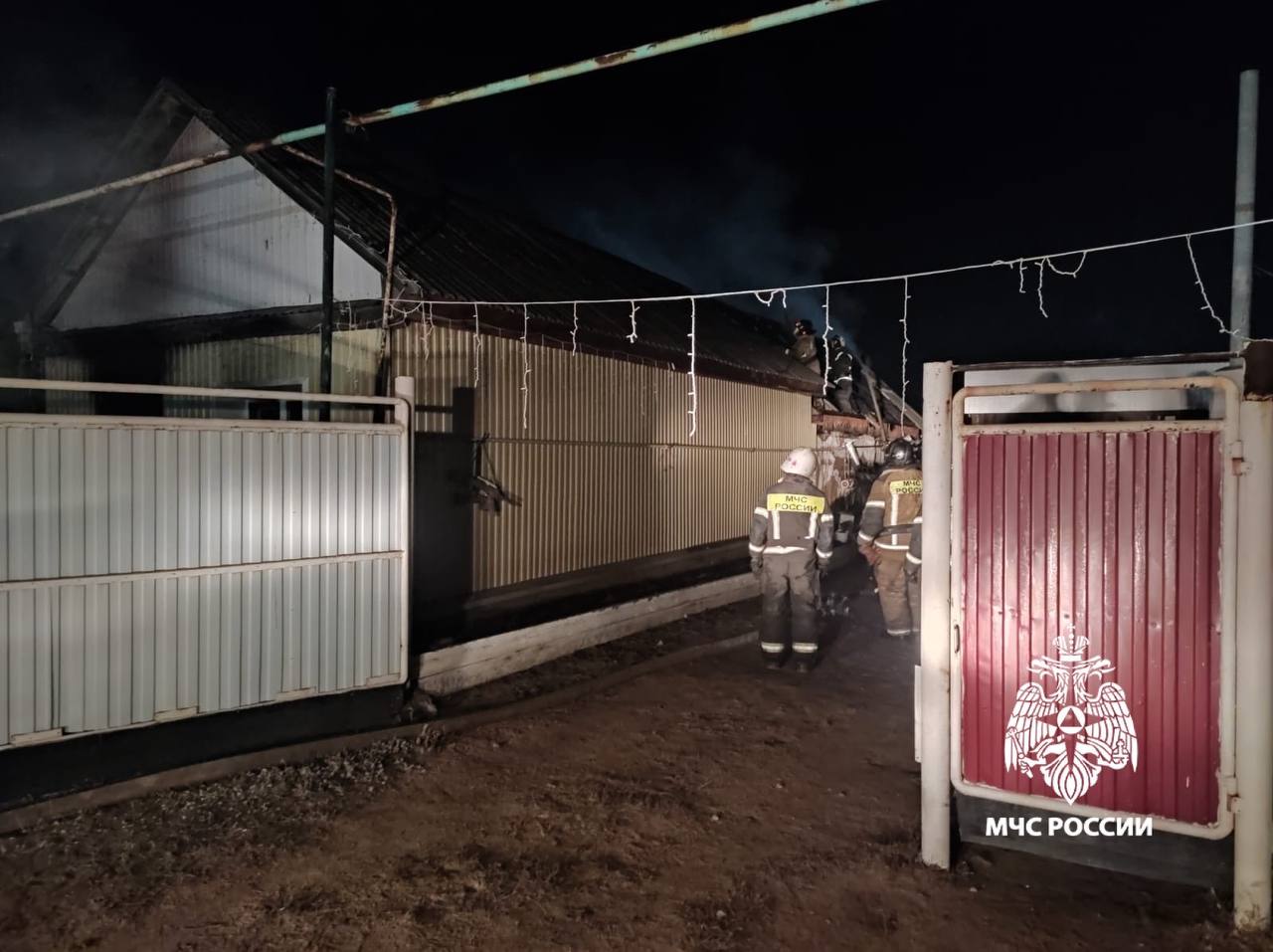 «У многодетной семьи сгорел дом»: В администрации Новоорского района прокомментировали трагедию, унесшую детские жизни «У многодетной семьи сгорел дом»: В администрации Новоорского района прокомментировали трагедию, унесшую детские жизни