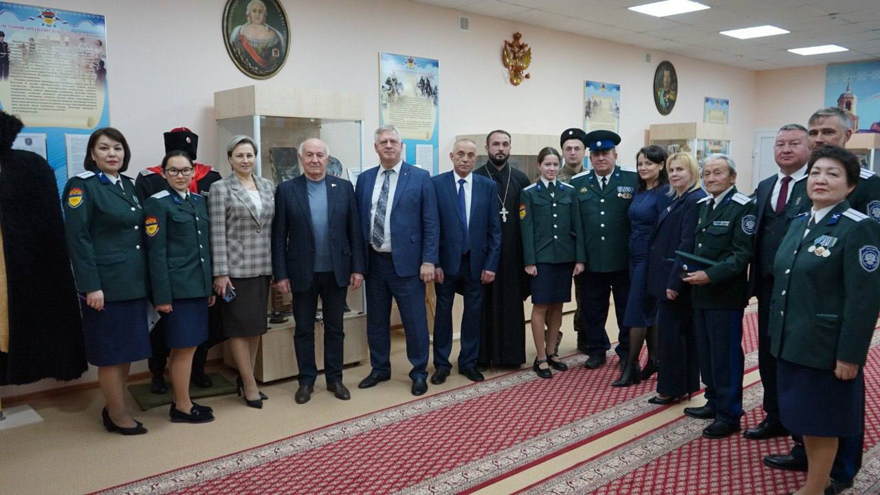 Николай Долуда оценил развитие казачества в Оренбуржье Николай Долуда оценил развитие казачества в Оренбуржье