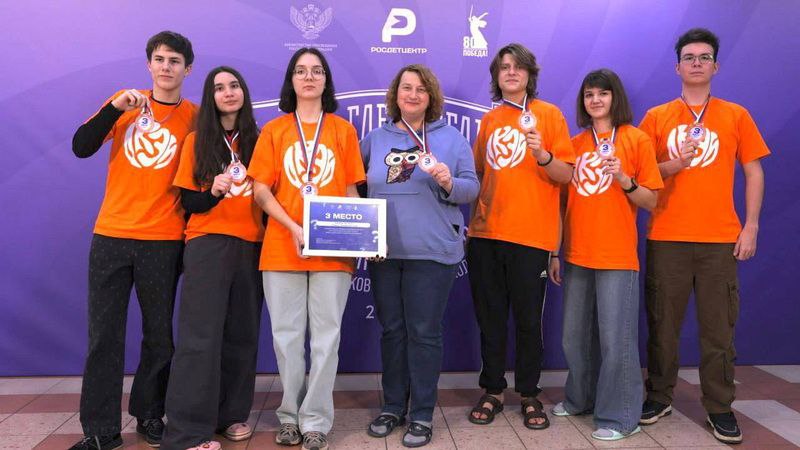 Команда Оренбуржья завоевала бронзу чемпионата России по игре «Что? Где? Когда?»