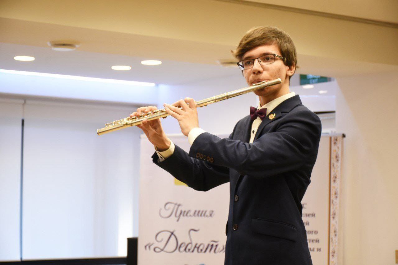 В Оренбурге наградили лауреатов премии «Дебют» и победителей конкурса «Профессиональное мастерство» В Оренбурге наградили лауреатов премии «Дебют» и победителей конкурса «Профессиональное мастерство»