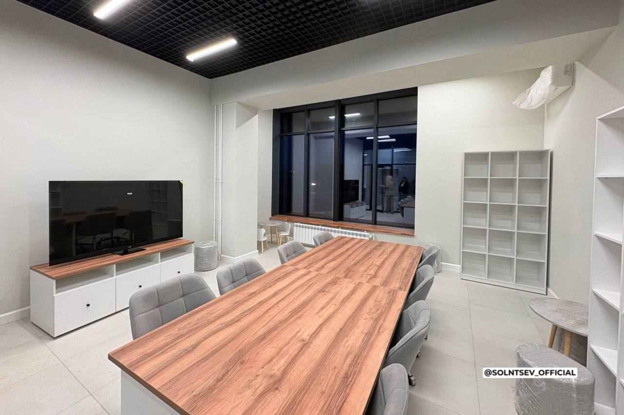 Евгений Солнцев: В Бузулуке в молодёжном центре «Единство» завершён капитальный ремонт Евгений Солнцев: В Бузулуке в молодёжном центре «Единство» завершён капитальный ремонт