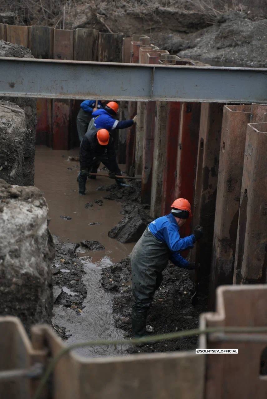 Евгений Солнцев: Дорожные строители приступили к ремонту мостов, которые будут введены в эксплуатацию в 2026 году Евгений Солнцев: Дорожные строители приступили к ремонту мостов, которые будут введены в эксплуатацию в 2026 году