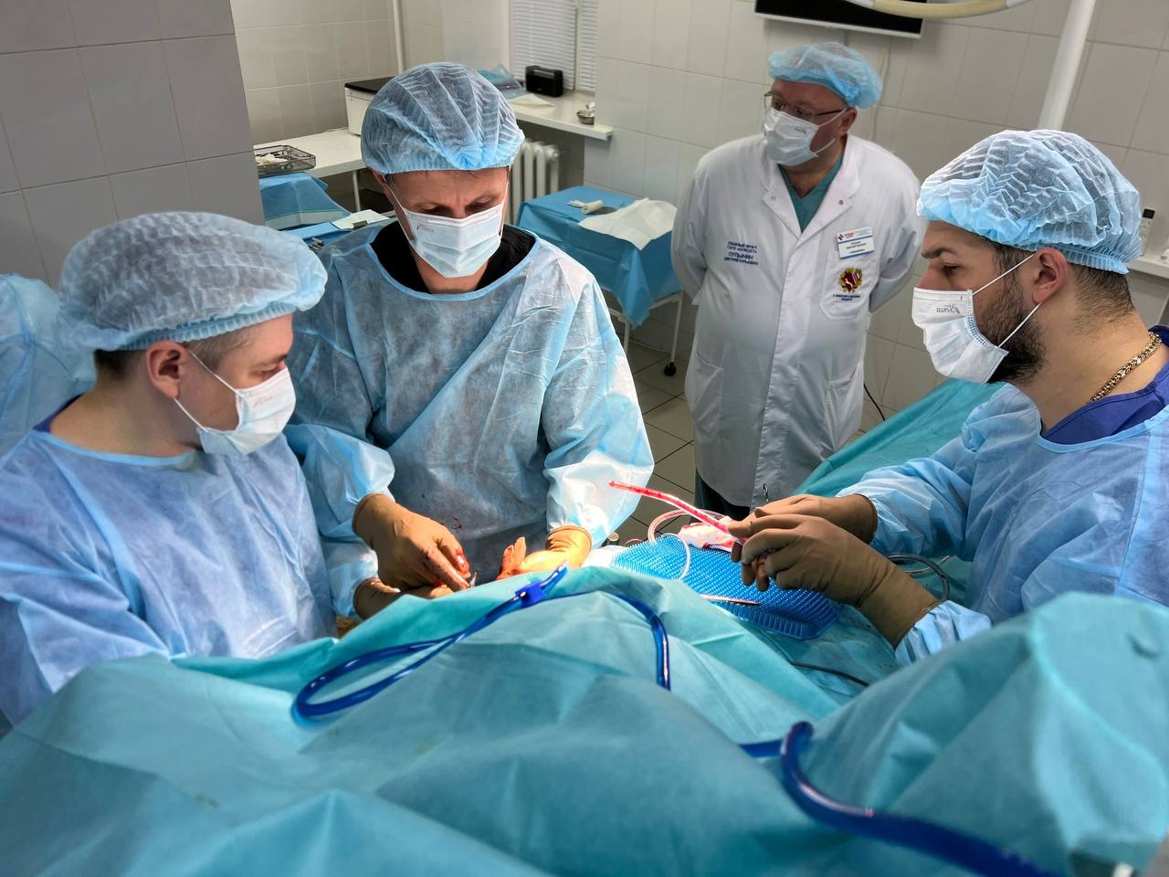 В Оренбургском областном центре хирургии и травматологии проведена уникальная операция В Оренбургском областном центре хирургии и травматологии проведена уникальная операция