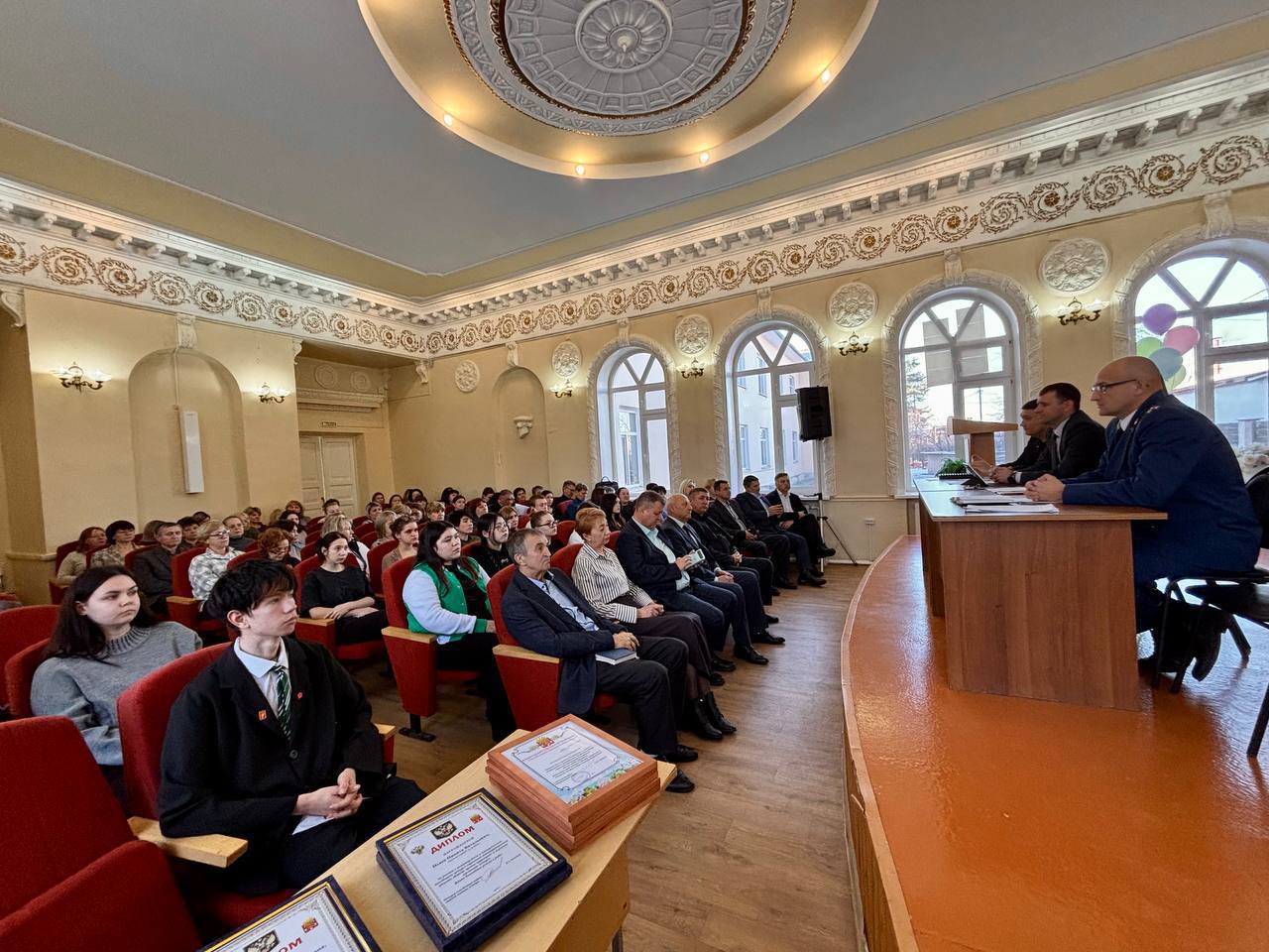 Сотрудники органов прокуратуры Оренбургской области приняли участие в мероприятиях, посвященных Международному дню борьбы с коррупцией Сотрудники органов прокуратуры Оренбургской области приняли участие в мероприятиях, посвященных Международному дню борьбы с коррупцией