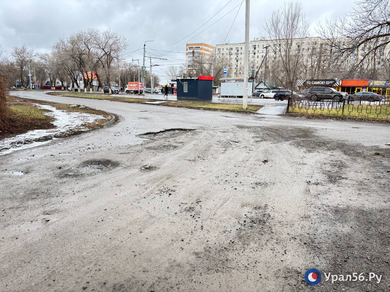 «По волнам ездим и ходим»: ТОП убитых дорог Оренбурга по версии жителей города