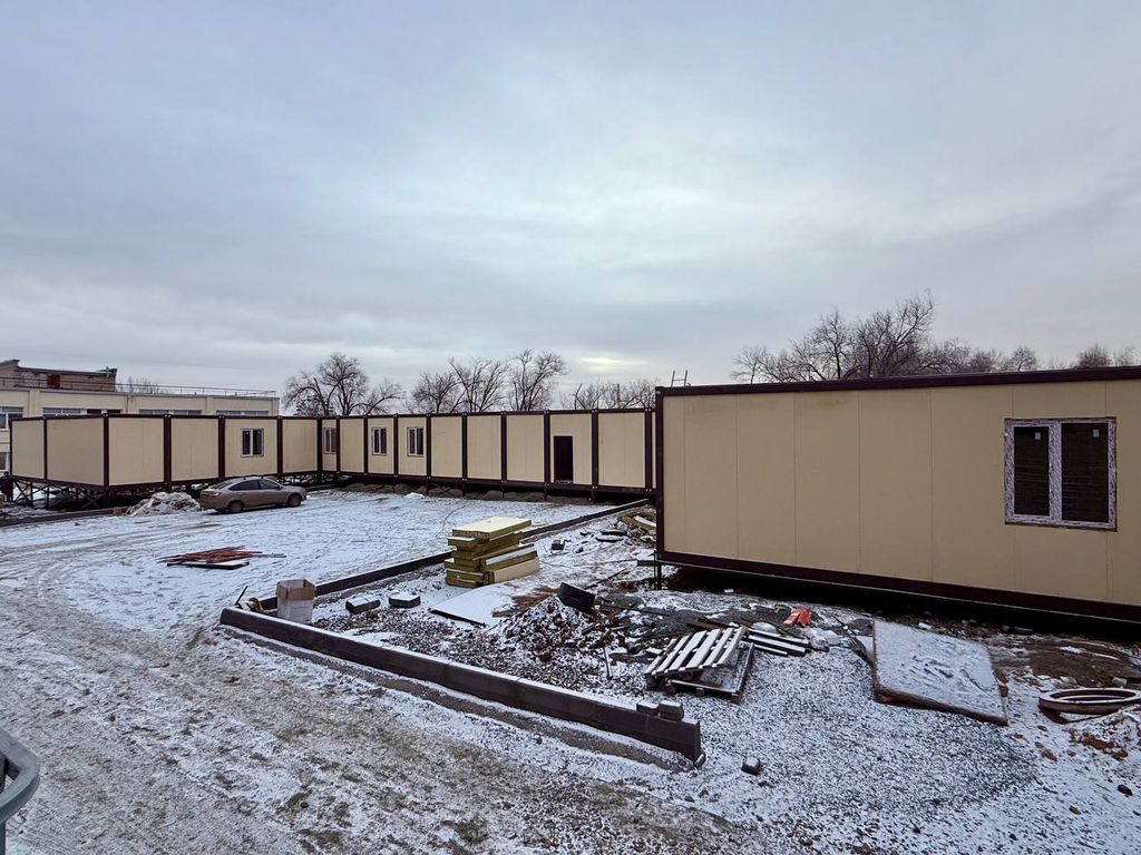 Новую модульную поликлинику на улице Новосибирской в Орске обещают достроить в срок – до конца декабря 2025 года Новую модульную поликлинику на улице Новосибирской в Орске обещают достроить в срок – до конца декабря 2025 года