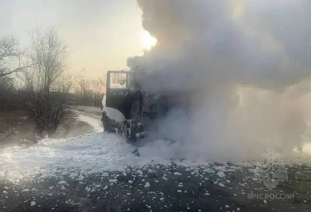 В Орске сгорел бензовоз. Пострадал один человек