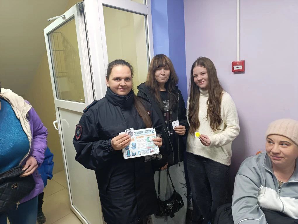 4 декабря сотрудники регионального центра по профилактике детского дорожно-транспортного травматизма ГАУ ДПО ИРО ОО провели занятия с учащимися МБОУ «Ташлинская СОШ» Ташлинского района 4 декабря сотрудники регионального центра по профилактике детского дорожно-транспортного травматизма ГАУ ДПО ИРО ОО провели занятия с учащимися МБОУ «Ташлинская СОШ» Ташлинского района