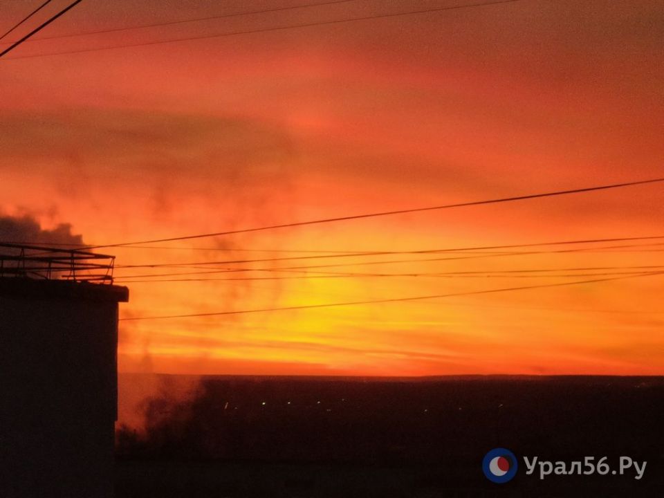 Морозный рассвет в Оренбурге