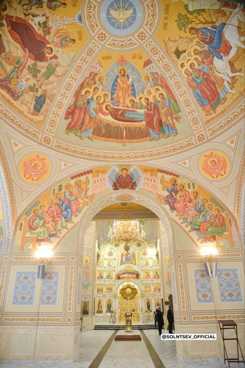 Роспись Свято-Троицкого кафедрального собора в Бузулуке близится к завершению