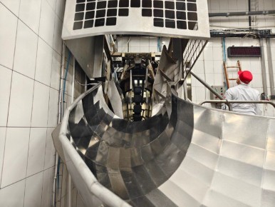 Оренбургские инженеры создали первую отечественную линию по убою свиней для одного из крупнейших мясоперерабатывающих заводов страны