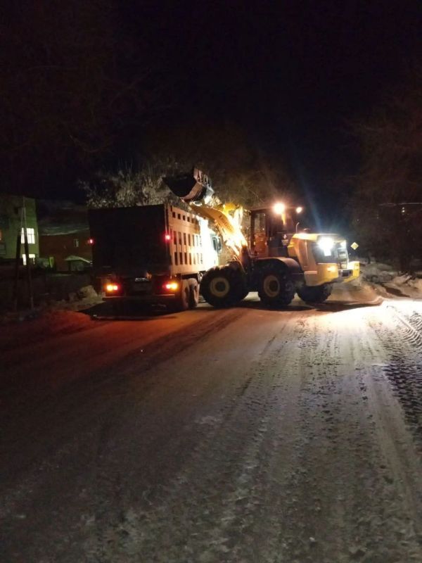 7,8 тысяч кубометров снега вывезли с улиц Оренбурга за прошедшие сутки