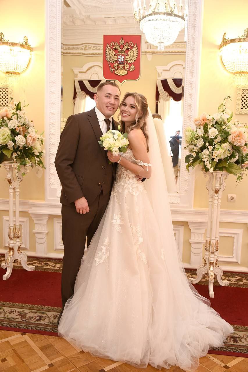 Летопись Оренбурга: одни горожане в 2025 году отметили железную свадьбу, другие стали родителями тройни