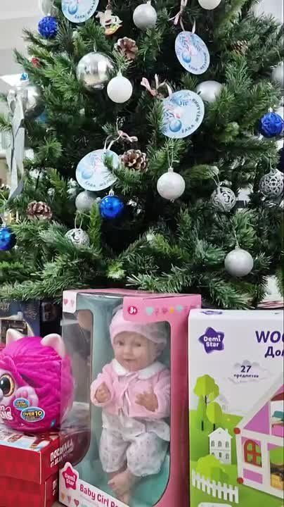 Зажигаем огни добра. Подарки уже под ёлкой, скоро мы дадим официальный старт акции «Ёлка желаний»!