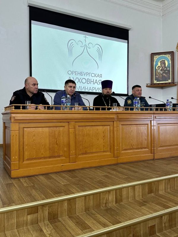 Безопасность верующих – в приоритете: храмы Оренбурга готовятся к новогодним и рождественским праздникам