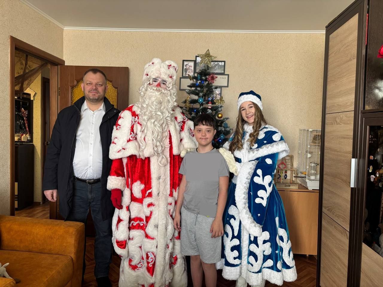 Евгений Сеньчев принял участие во Всероссийской акции «Ёлка желаний» Евгений Сеньчев принял участие во Всероссийской акции «Ёлка желаний»