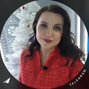 С наступающим Новым годом поздравила заместитель главного редактора телеканала ОРТ Наталья Мороз!