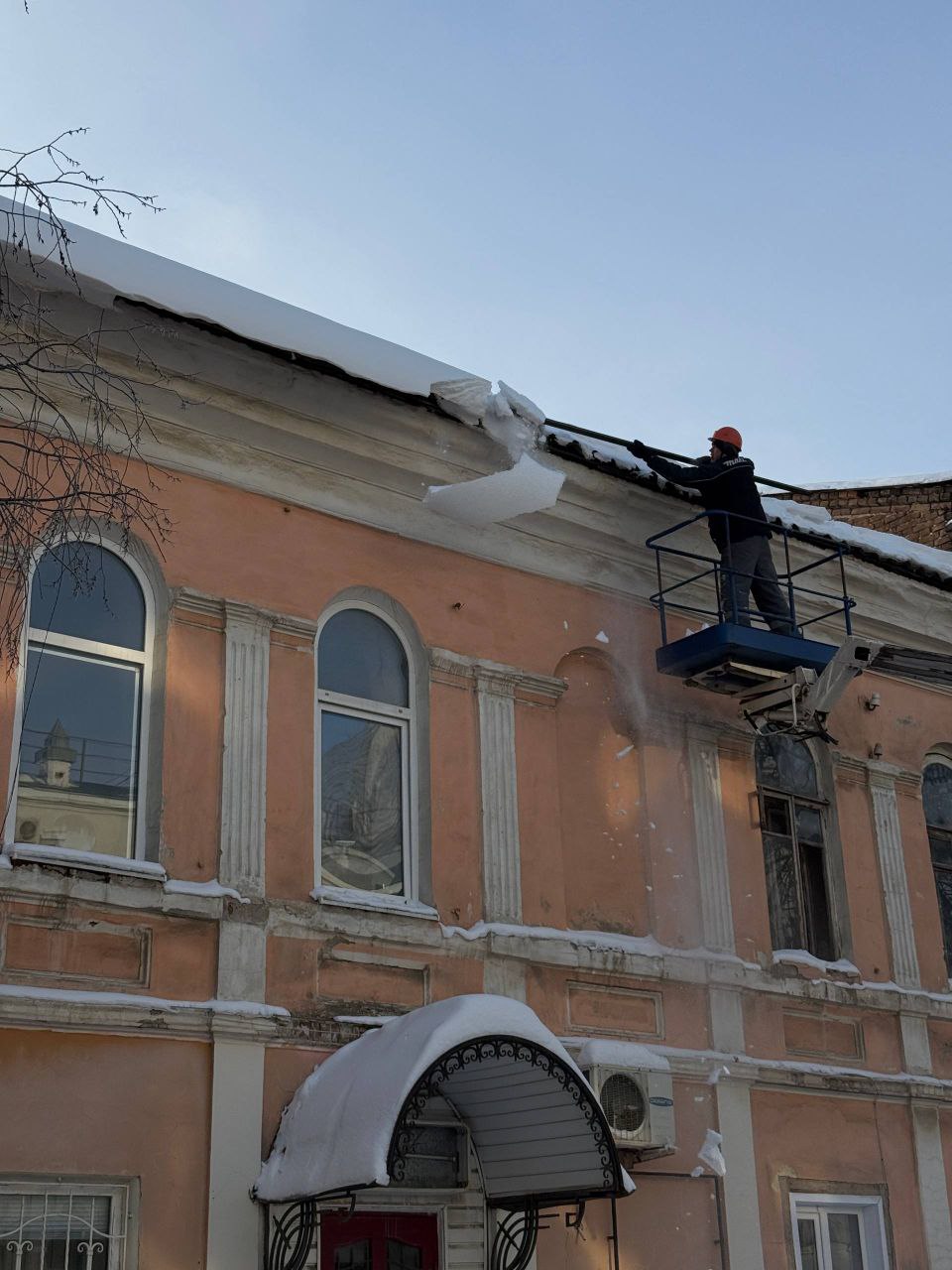 Альберт Юмадилов: Сегодня провёл очередной штаб по уборке снега Альберт Юмадилов: Сегодня провёл очередной штаб по уборке снега