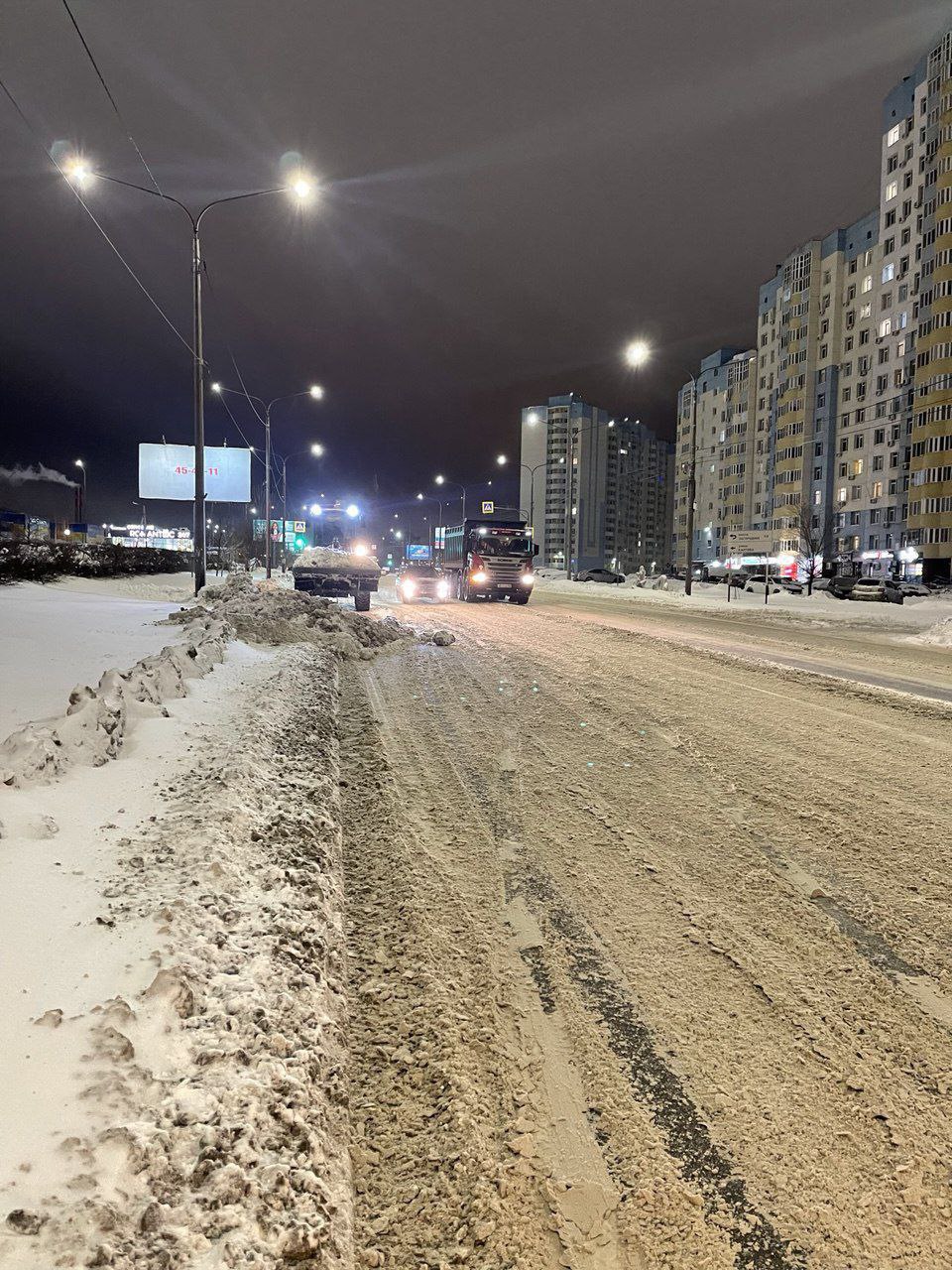 Около 9 тысяч кубометров снега вывезли с улиц Оренбурга