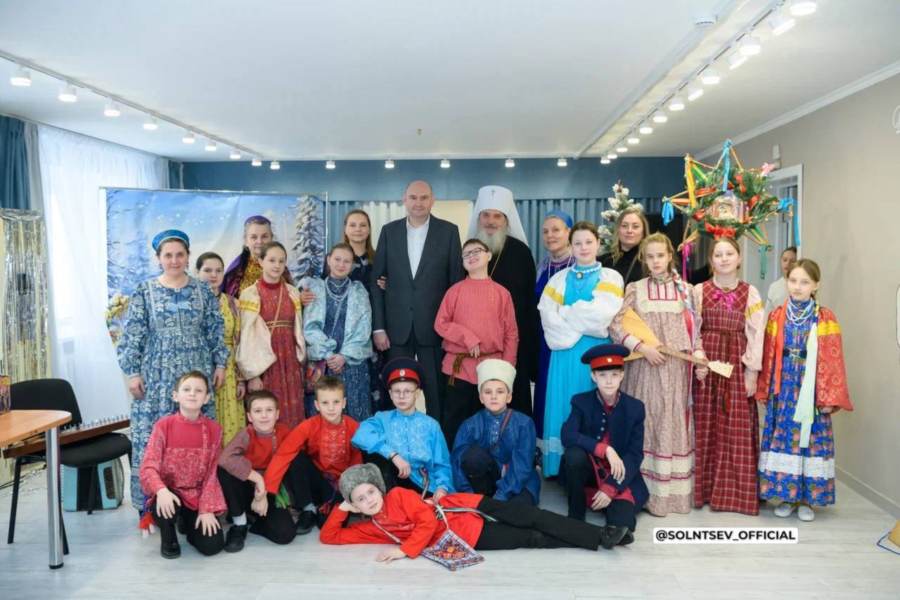 Евгений Солнцев: Вместе с митрополитом Оренбургским и Саракташским Петром навестили ребят из школы-интерната «Дом детства»