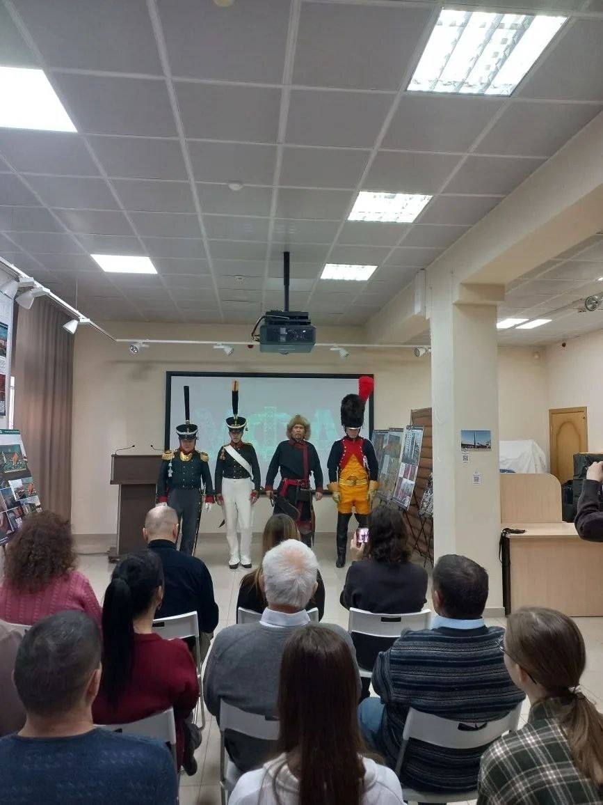 Рамиль Рахимов рассказал о праздновании победы в Отечественной войне 1812 года и начале Года единства народов России Рамиль Рахимов рассказал о праздновании победы в Отечественной войне 1812 года и начале Года единства народов России