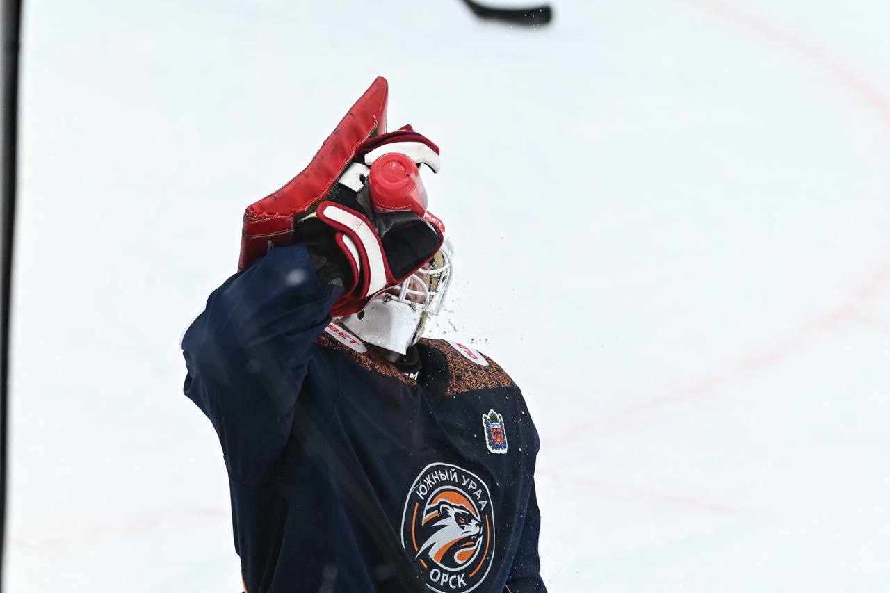 Первая игра в 2026 году завершилась поражением Со счетом 1:2 проиграл «Южный Урал» команде «Звезда»