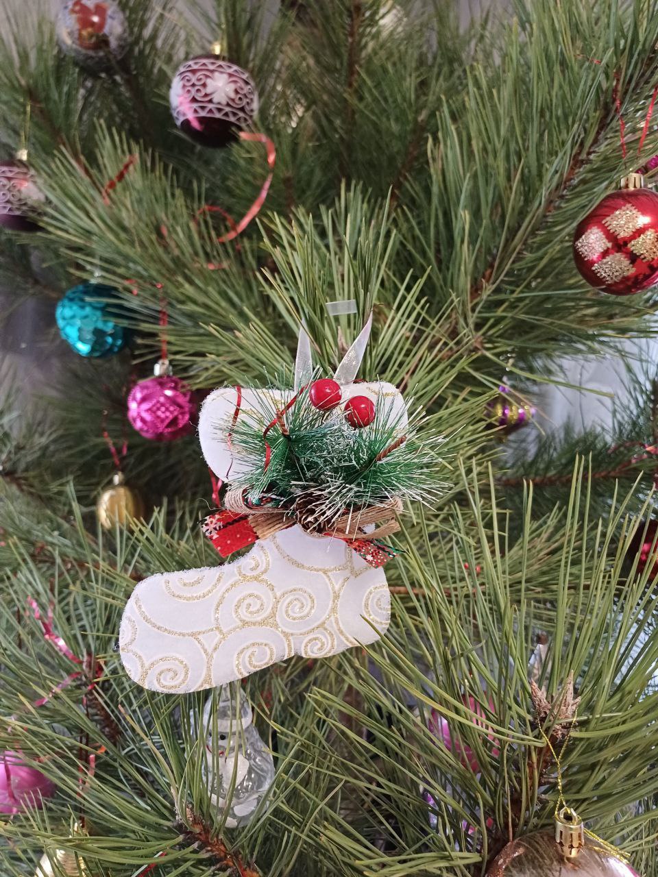 Юристы предупреждают россиян о штрафах за неправильную утилизацию новогодней ёлки