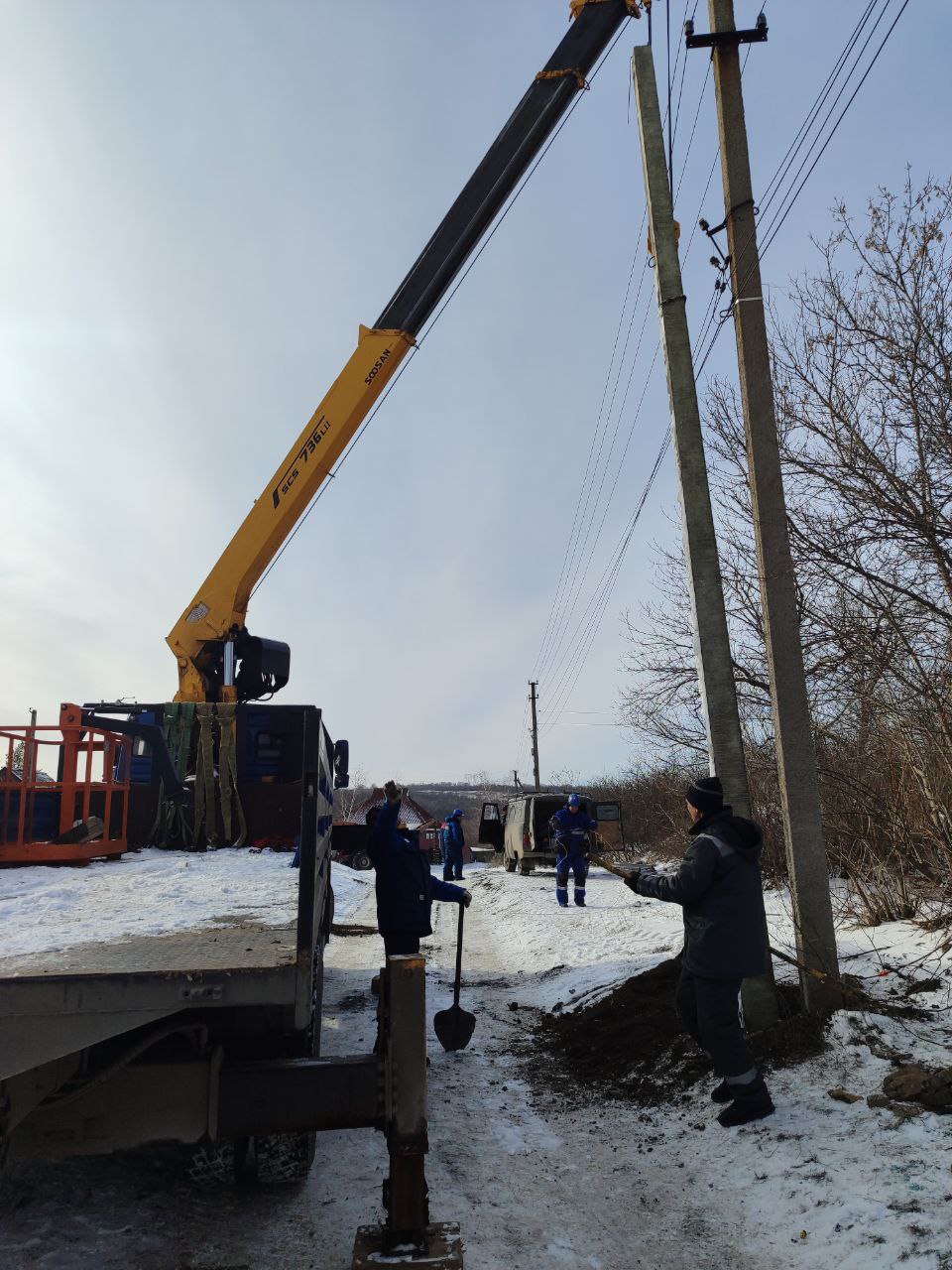 Оренбургская область отправила дополнительную бригаду специалистов для восстановления инфраструктуры подшефного Перевальска Оренбургская область отправила дополнительную бригаду специалистов для восстановления инфраструктуры подшефного Перевальска