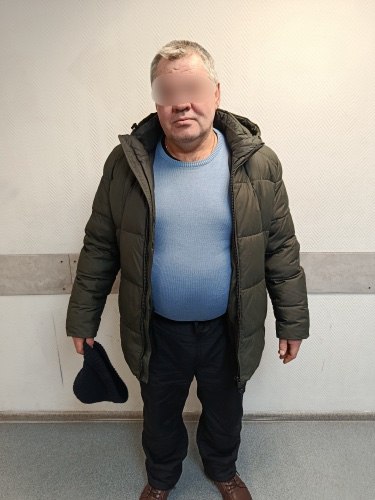 Транспортные полицейские аэропорта Нового Уренгоя привлекли к административной ответственности нарушителя общественного порядка из Оренбурга