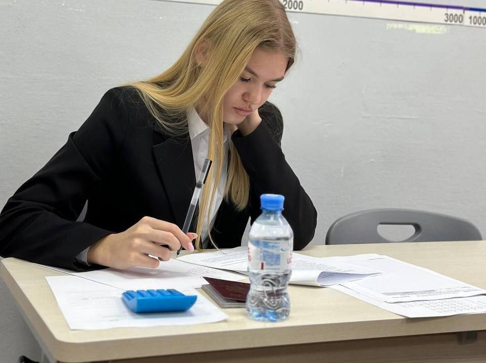 Ученики девяти школ и гимназий Орска борются за победу на Всероссийской олимпиаде школьников Ученики девяти школ и гимназий Орска борются за победу на Всероссийской олимпиаде школьников