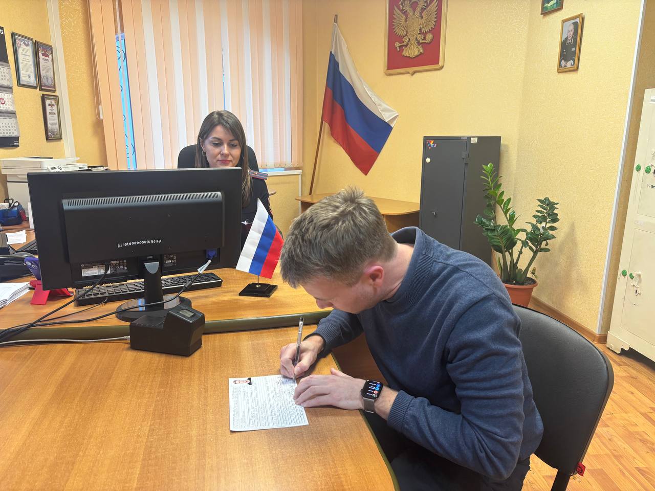 В Оренбургской области уроженец Великобритании присягнул на верность Российской Федерации В Оренбургской области уроженец Великобритании присягнул на верность Российской Федерации