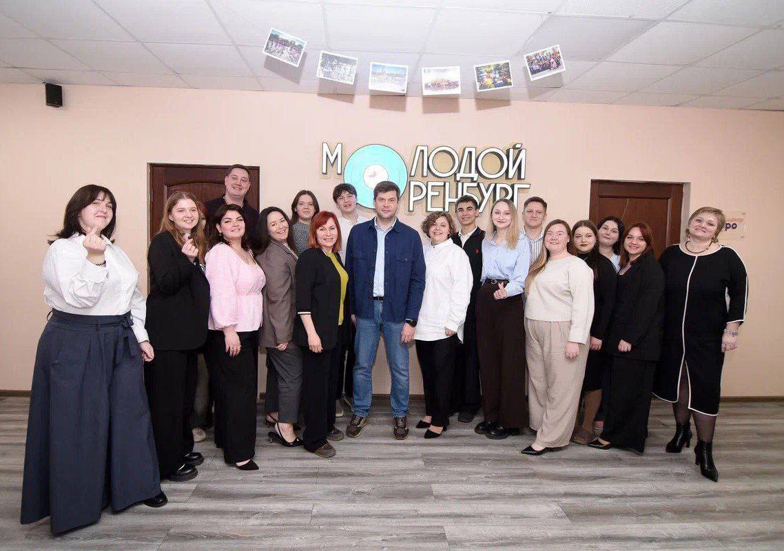 Альберт Юмадилов встретился с молодежью Оренбурга Альберт Юмадилов встретился с молодежью Оренбурга