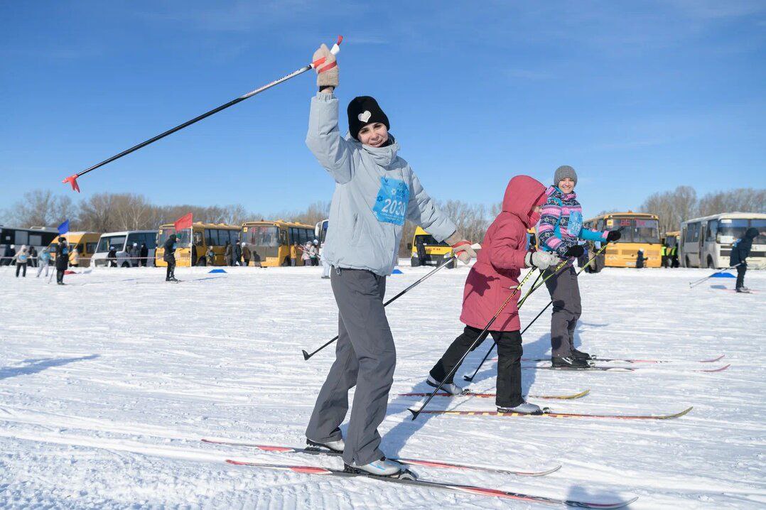 Сегодня в Оренбуржье с большим размахом прошла «Лыжня России» — одно из самых значимых и массовых спортивных мероприятий страны Сегодня в Оренбуржье с большим размахом прошла «Лыжня России» — одно из самых значимых и массовых спортивных мероприятий страны