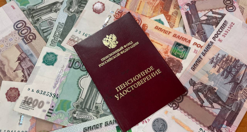 Как пенсионные выплаты меняются после 75 лет: взгляд на опыт Беларуси и России