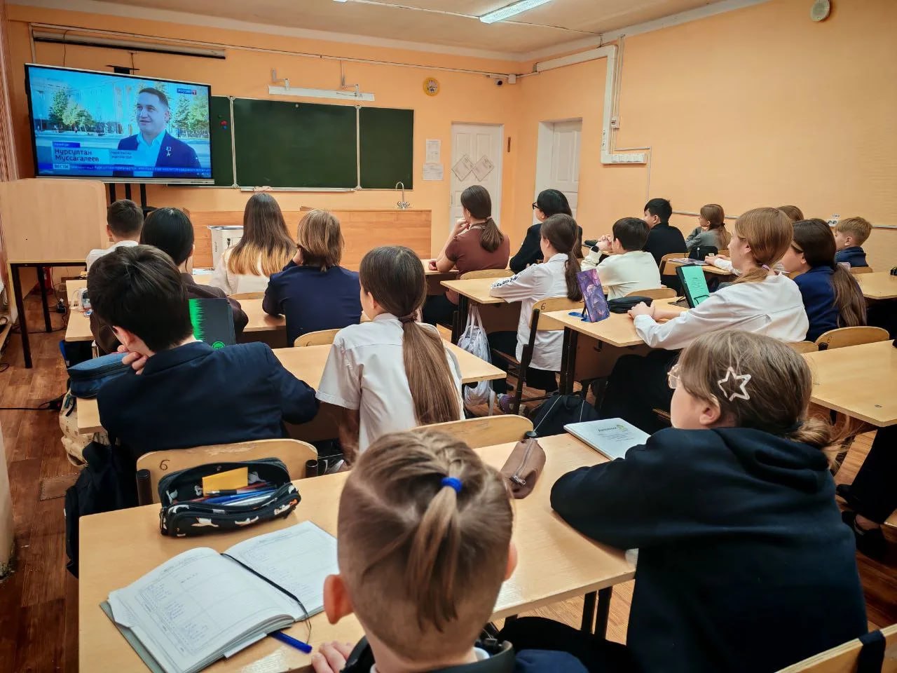 Сегодня, 16 февраля, в школах региона прошли «Разговоры о важном», посвященные Дню защитника Отечества
