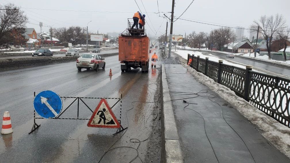 В Оренбурге на ул. Терешковой оборвалась контактная сеть