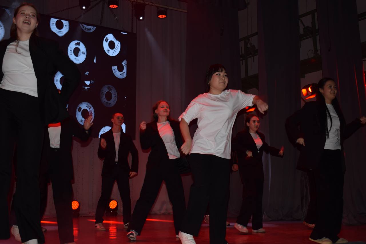 Орск отметил День российских студенческих отрядов Орск отметил День российских студенческих отрядов