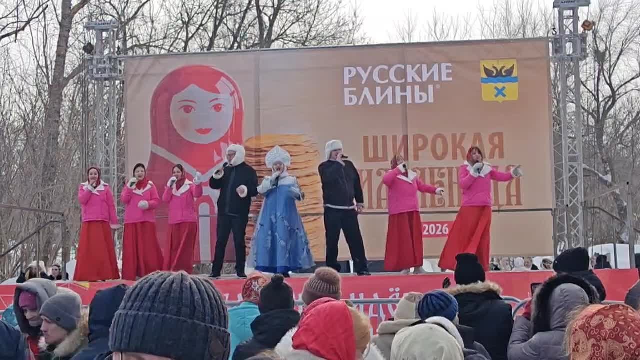 В эти минуты в Зауральной роще оренбуржцы провожают зиму