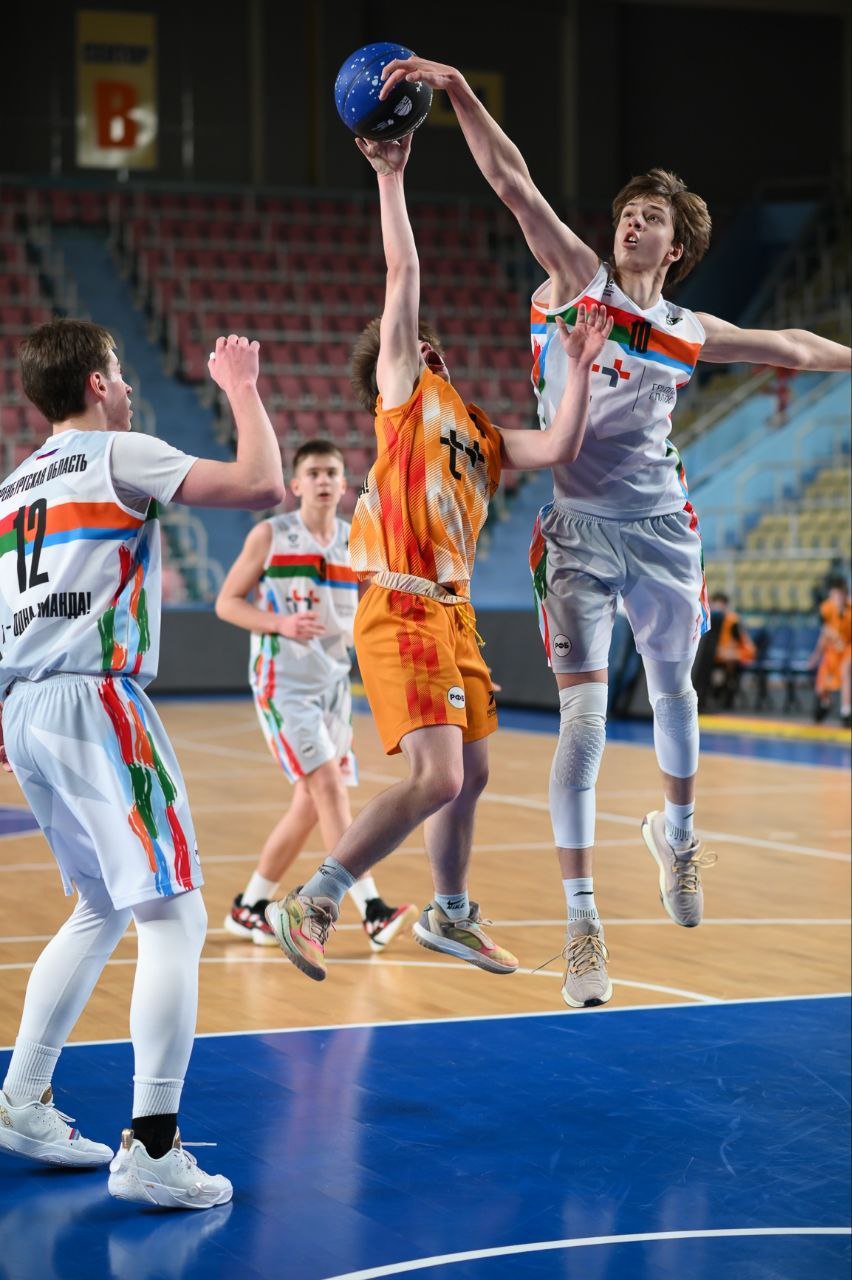 Оренбургские школьники – звезды регионального баскетбола!