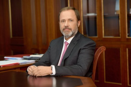 Полномочный представитель Президента Российской Федерации Игорь Комаров поздравил жителей ПФО с Днём защитника Отечества